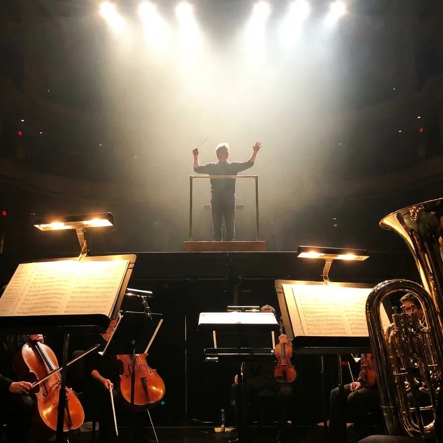 Modul 24: Transponierstrategien — Module 24 Orchestra Pit